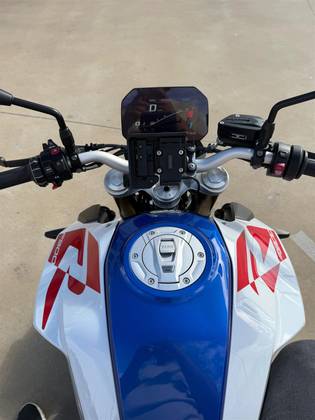 BMW F 900 R SPORT PLUS 