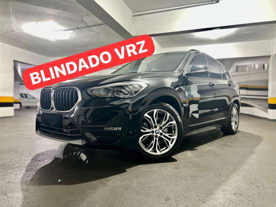 BMW-X1-2021