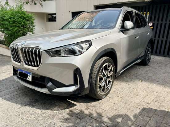 BMW-X1-2.0 16V TURBO GASOLINA SDRIVE20I X-LINE STEPTRONIC BMW-X1-2024
