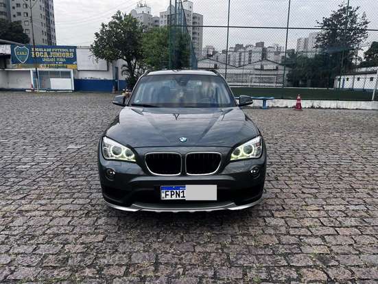 BMW-X1-2015
