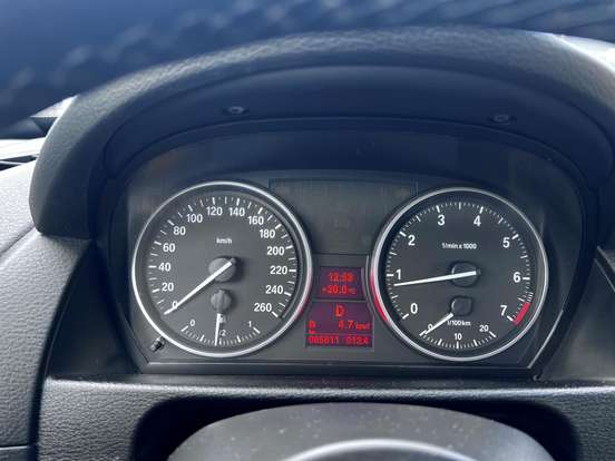 BMW-X1-2.0 16V TURBO ACTIVEFLEX SDRIVE20I 4P AUTOMÁTICO BMW-X1-2015