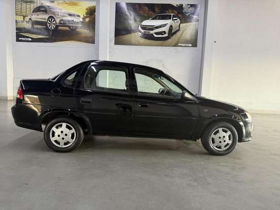 CHEVROLET-CLASSIC-1.0 MPFI LS 8V FLEX 4P MANUAL CHEVROLET-CLASSIC-2011