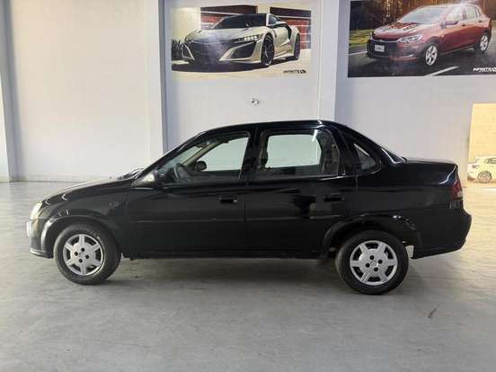 CHEVROLET-CLASSIC-2011