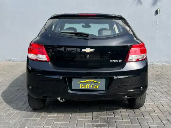 CHEVROLET-ONIX-1.0 MPFI LT 8V FLEX 4P MANUAL CHEVROLET-ONIX-2014