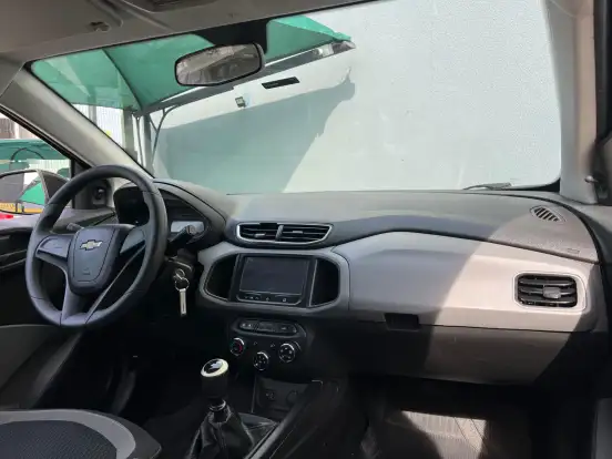 CHEVROLET-ONIX-2014
