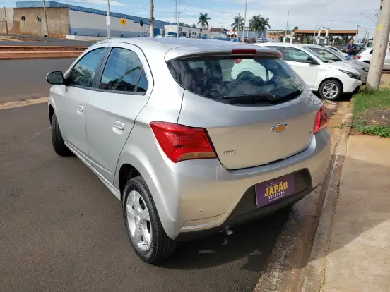 CHEVROLET-ONIX-1.4 MPFI LT 8V FLEX 4P MANUAL CHEVROLET-ONIX-2019