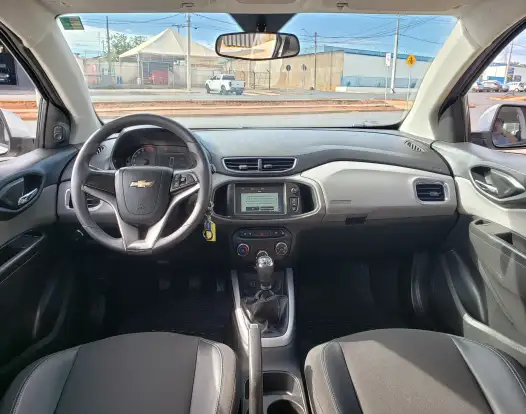 CHEVROLET-ONIX-2019