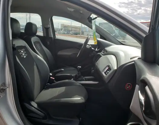 CHEVROLET-ONIX-2019