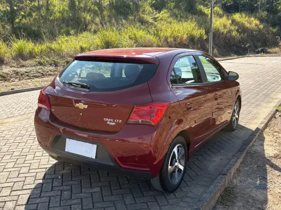 CHEVROLET-ONIX-1.4 MPFI LTZ 8V FLEX 4P AUTOMÁTICO CHEVROLET-ONIX-2016