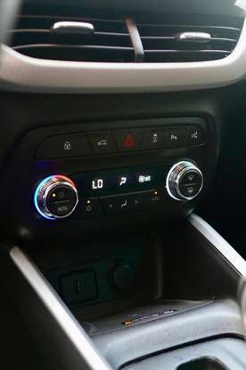 CHEVROLET-ONIX-2025