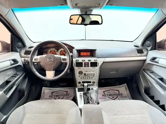 CHEVROLET-VECTRA-2010