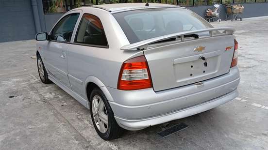 CHEVROLET-ASTRA-2001