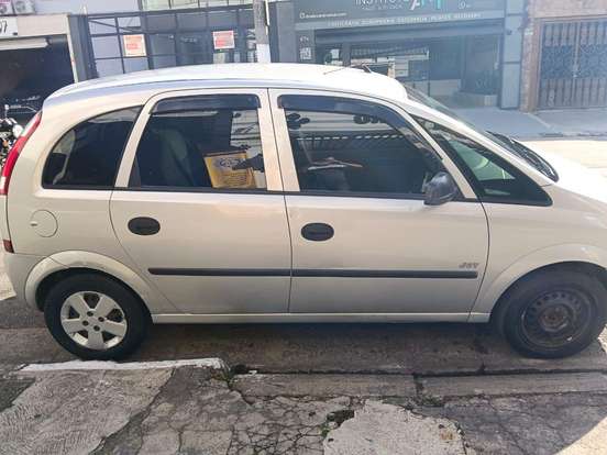 CHEVROLET-MERIVA-1.8 MPFI JOY 8V FLEX 4P MANUAL CHEVROLET-MERIVA-2005