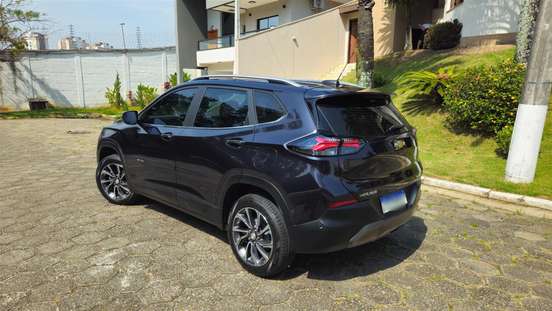 CHEVROLET-TRACKER-2025