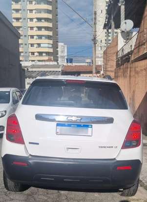 CHEVROLET-TRACKER-2016