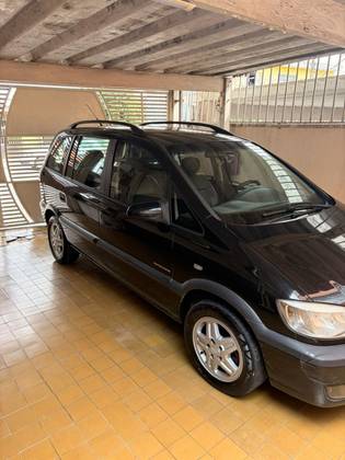 CHEVROLET ZAFIRA 2.0 MPFI EXPRESSION 8V FLEX 4P AUTOMÁTICO