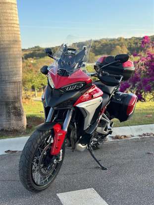 DUCATI-MULTISTRADA 1200 V4 S-2023