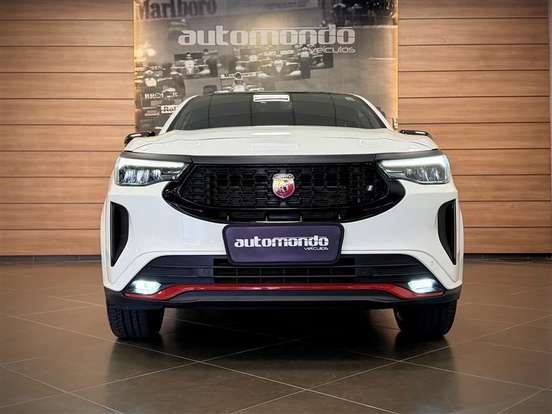 FIAT-FASTBACK-2024