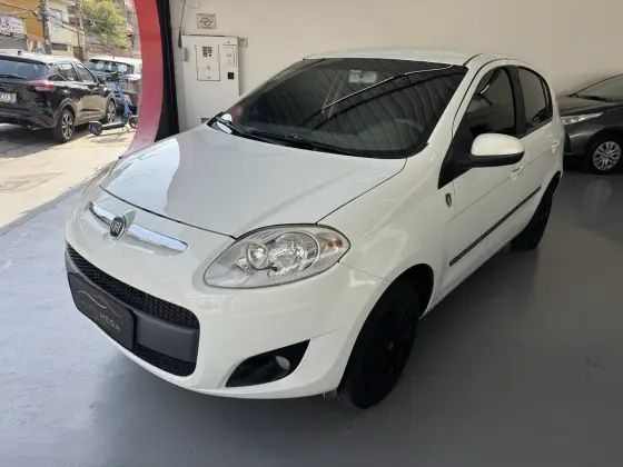 FIAT PALIO 1.4 MPI ATTRACTIVE 8V FLEX 4P MANUAL FIAT PALIO 1.4 MPI ATTRACTIVE 8V FLEX 4P MANUAL