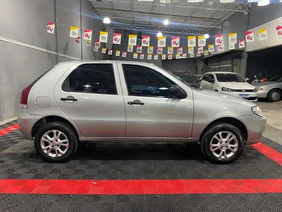 FIAT-PALIO-2015