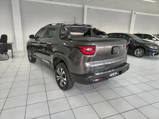 FIAT-TORO-1.3 TURBO 270 FLEX VOLCANO AT6 FIAT-TORO-2025