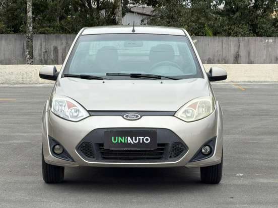 FORD-FIESTA-2013