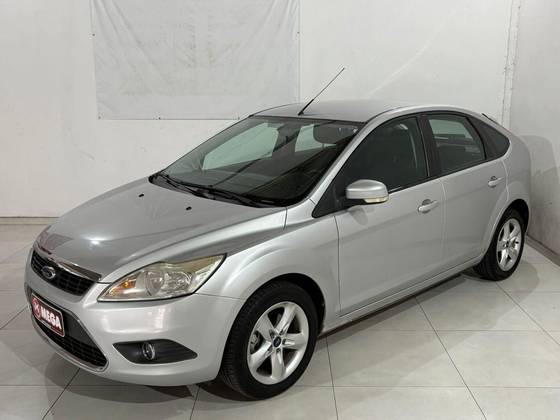FORD FOCUS 2.0 HA 16V FLEX 4P AUTOMÁTICO