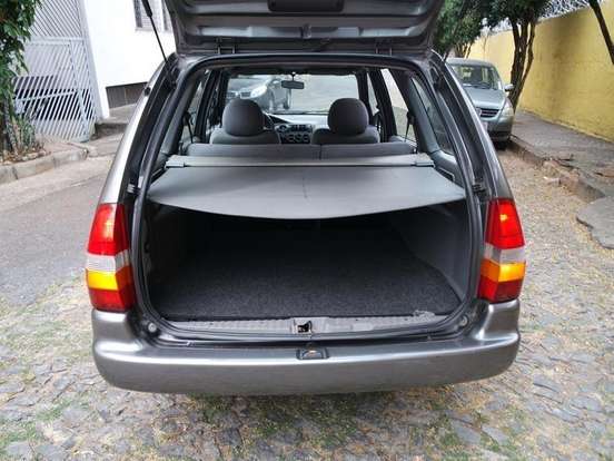 FORD-ESCORT-2000