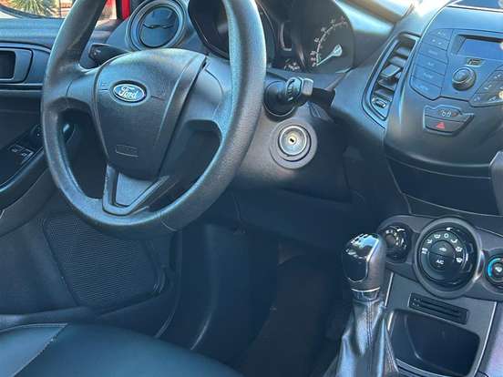 FORD-FIESTA-1.5 SE HATCH 16V FLEX 4P MANUAL FORD-FIESTA-2015