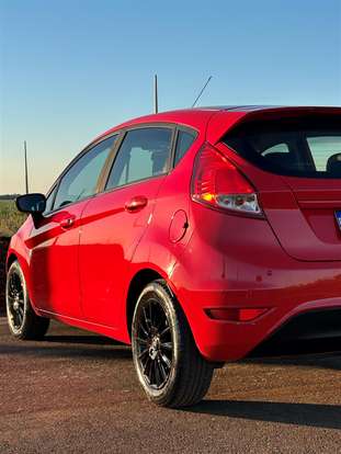 FORD-FIESTA-2015