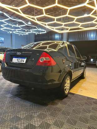 FORD-FIESTA-2009
