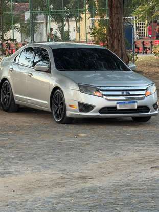 FORD-FUSION-2011