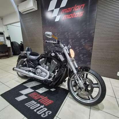 HARLEY-DAVIDSON-V-ROD MUSCLE-2011