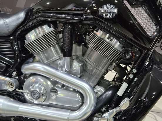 HARLEY-DAVIDSON-V-ROD MUSCLE HARLEY-DAVIDSON-V-ROD MUSCLE-2011