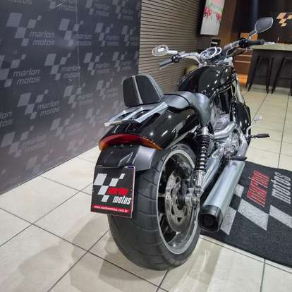 HARLEY-DAVIDSON-V-ROD MUSCLE-2011
