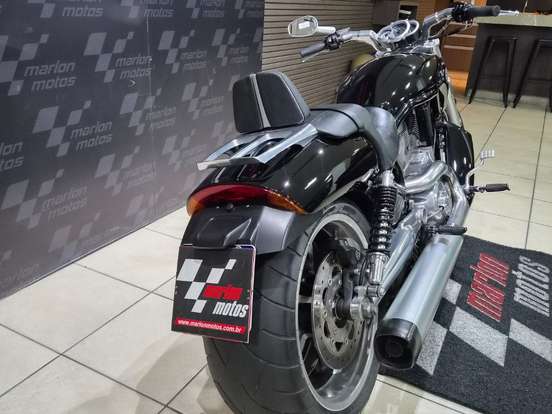 HARLEY-DAVIDSON-V-ROD MUSCLE HARLEY-DAVIDSON-V-ROD MUSCLE-2011