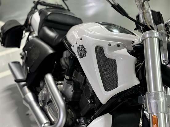 HARLEY-DAVIDSON-V-ROD MUSCLE HARLEY-DAVIDSON-V-ROD MUSCLE-2015