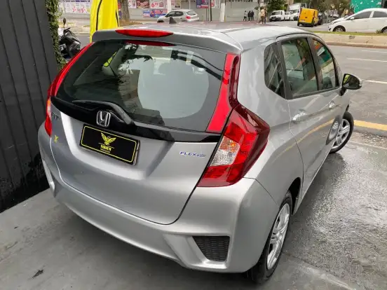 HONDA-FIT-2015