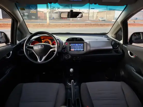 HONDA-FIT-2013