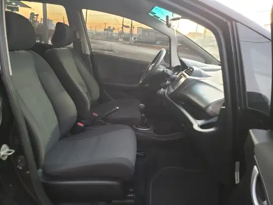 HONDA-FIT-1.5 TWIST 16V FLEX 4P MANUAL HONDA-FIT-2013