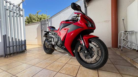 HONDA CBR 1000RR FIREBLADE 