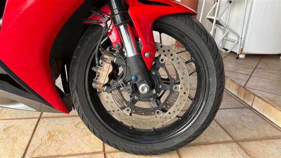 HONDA-CBR 1000RR FIREBLADE-2012