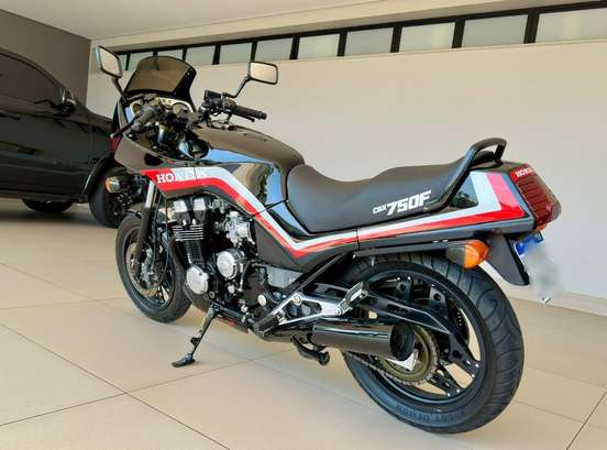 HONDA-CBX 750 FOUR-1986