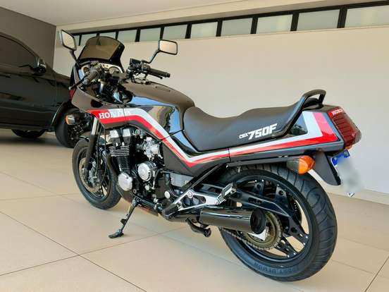HONDA-CBX 750 FOUR HONDA-CBX 750 FOUR-1986