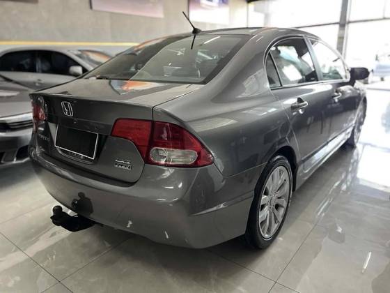 HONDA CIVIC 1.8 LXS 16V FLEX 4P AUTOMÁTICO