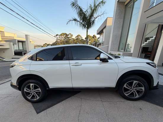 HONDA-HR-V-2024