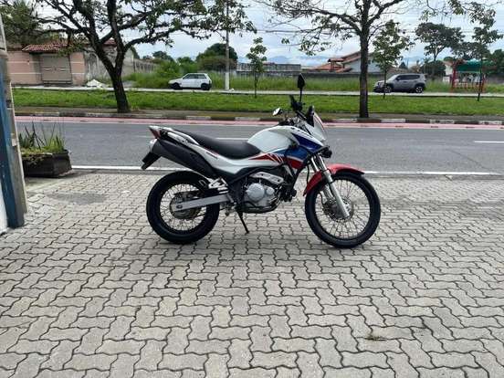 HONDA-NX 400i FALCON-2014