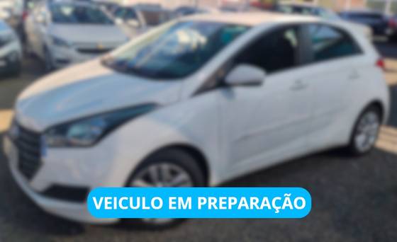 HYUNDAI HB20 1.0 COMFORT 12V FLEX 4P MANUAL