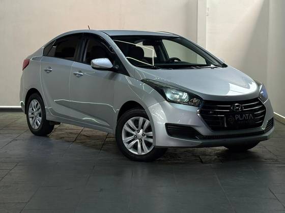 HYUNDAI HB20S 1.6 COMFORT PLUS 16V FLEX 4P MANUAL