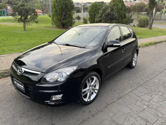HYUNDAI I30 2.0 MPI 16V GASOLINA 4P AUTOMÁTICO HYUNDAI I30 2.0 MPI 16V GASOLINA 4P AUTOMÁTICO